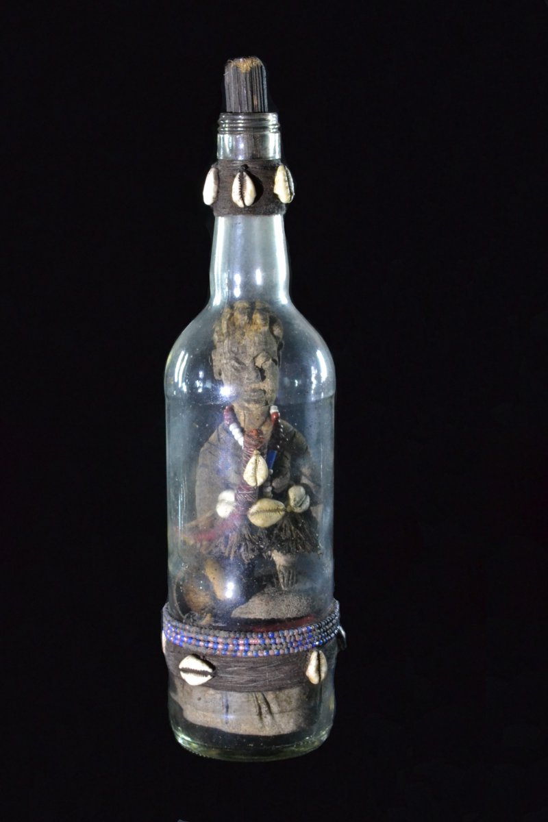 Kokou power vodun bottle
Adja ethnic Group, Benin 