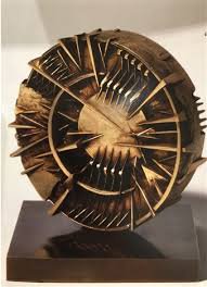 Disco del sole - Arnaldo Pomodoro