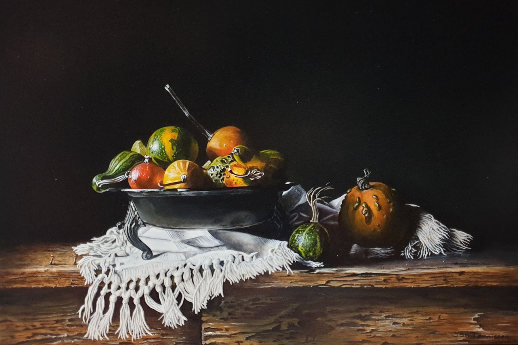 Pumpkins in pewter bowl - Jan Teunissen
